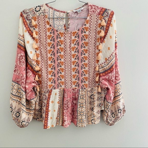 American Eagle Outfitters Tops - American Eagle Outfitter’s Boho Mixed Media Balloon Sleeve Blouse Size Medium